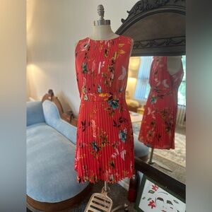 Liz Claiborne Petite Floral Mango Pleated Sleeveless Dress Size 12P